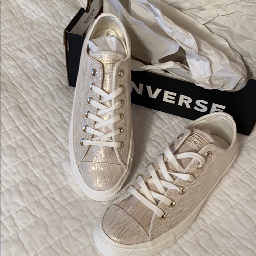 Low Top Converse